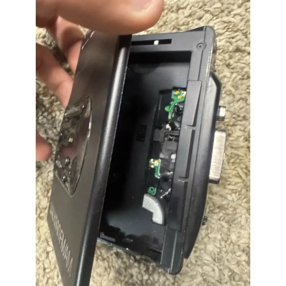 Sony Walkman FM/AM Mega Bass Auto Reverse Cassette Player Parts Repair